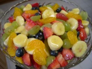 Creamy fruit salad
