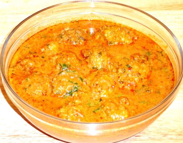 cabbage kofta curry