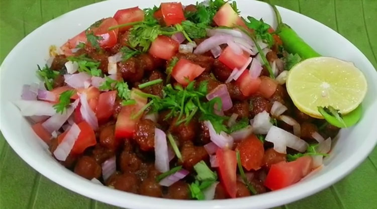 Spicy chana chaat