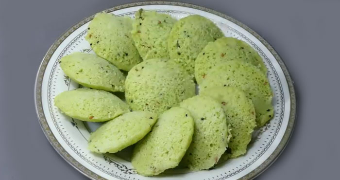 Green Peas Idli