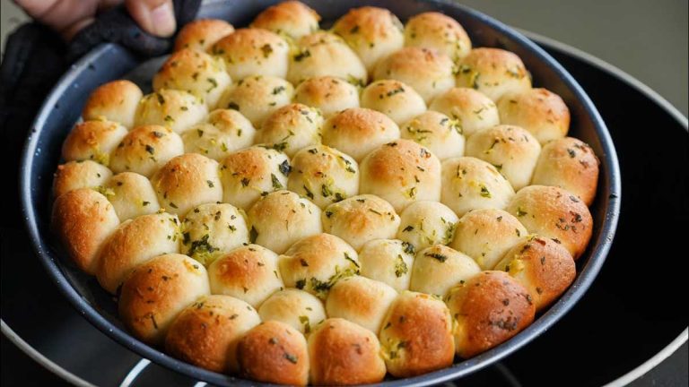 mini garlic bread